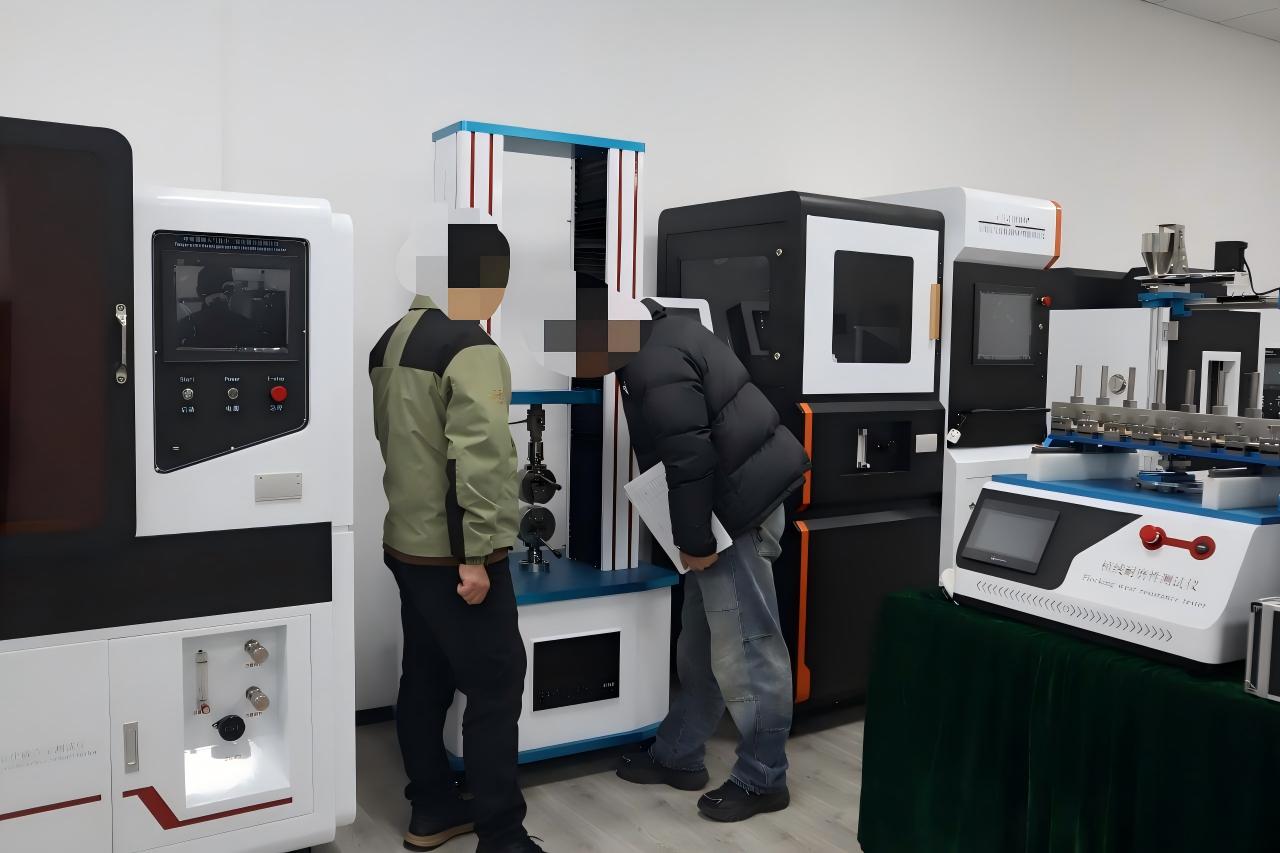 个人防护类全套设备：上海徽涛与江苏某某公司达成合作